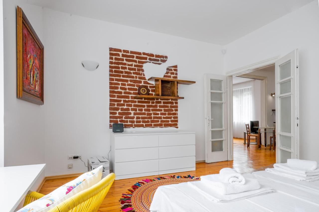 Appartement Sofia'S Vintage Gem: Spacious 2Bd Flat On Solunska Extérieur photo